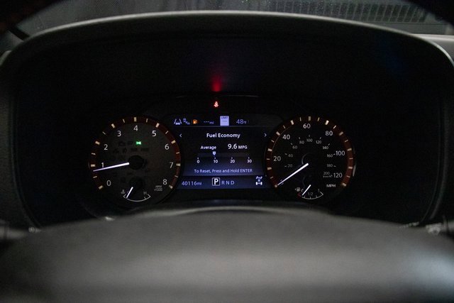 Used 2023 Nissan Frontier PRO-4X image 28