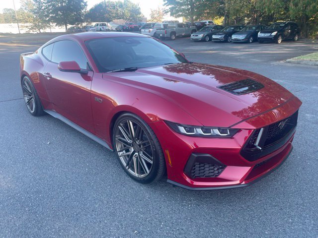 Used 2024 Ford Mustang GT Premium RWD image 7