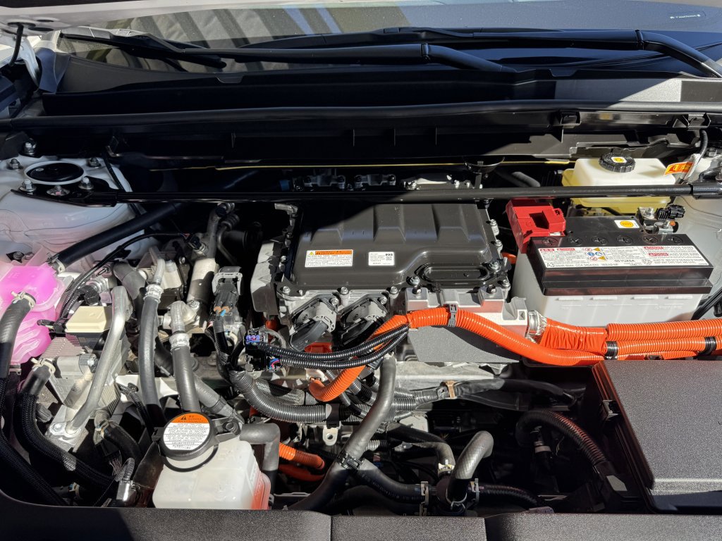 Used 2023 Lexus RZ 450e Premium w/ Technology Package image 41