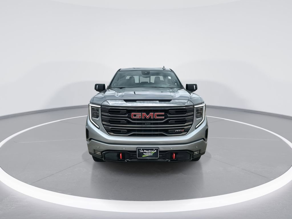 Used 2024 GMC Sierra 1500 AT4 w/ Technology Package image 3