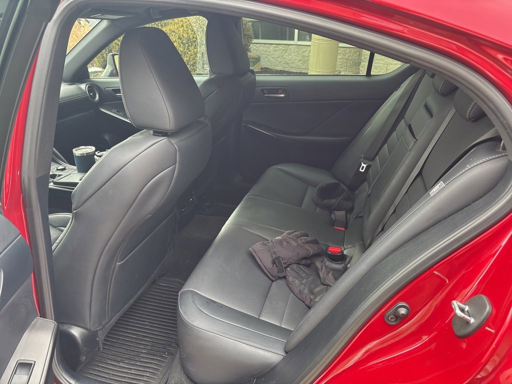 Used 2022 Lexus IS 350 F Sport image 4