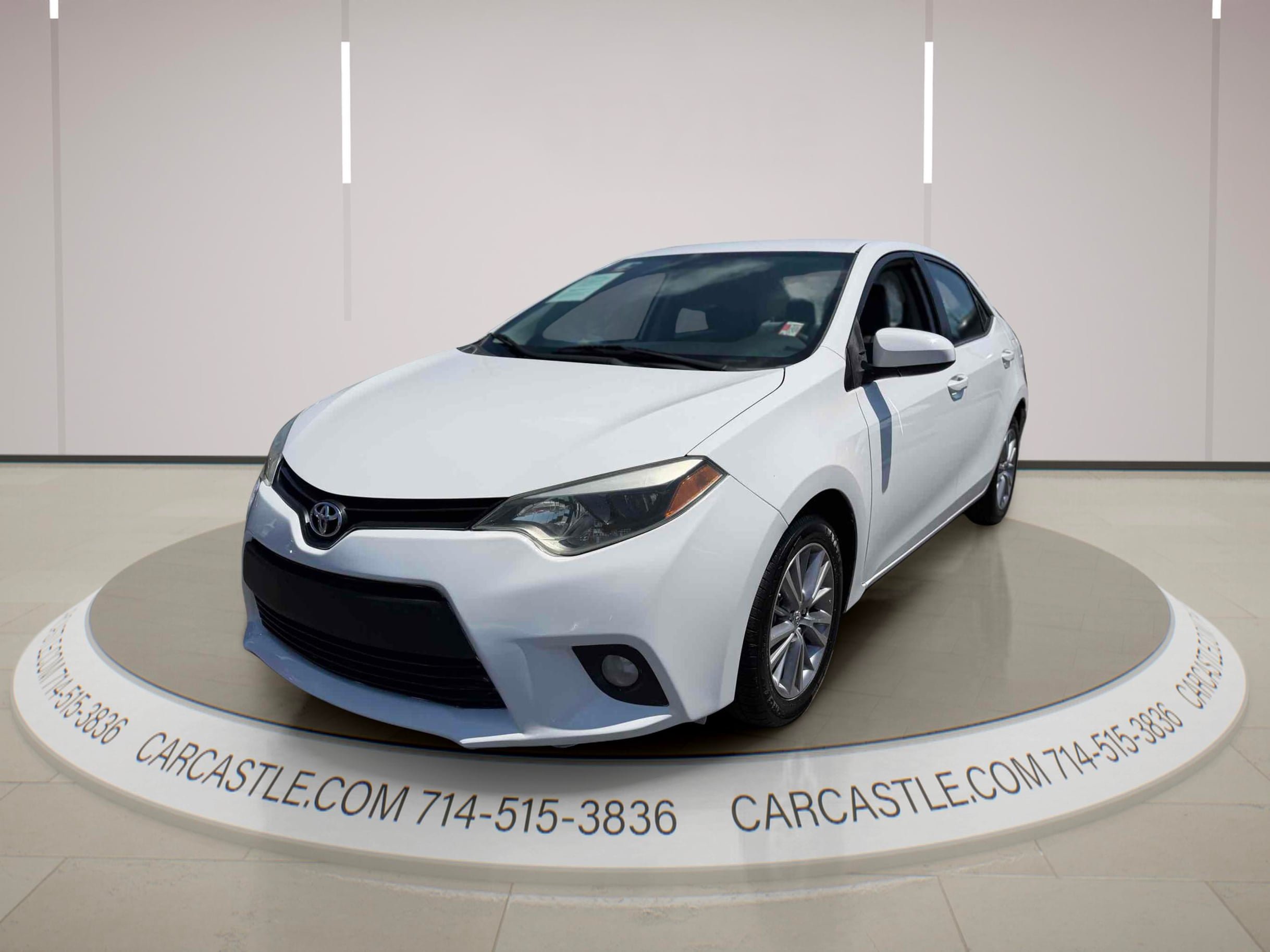 Used 2014 Toyota Corolla LE FWD image 1