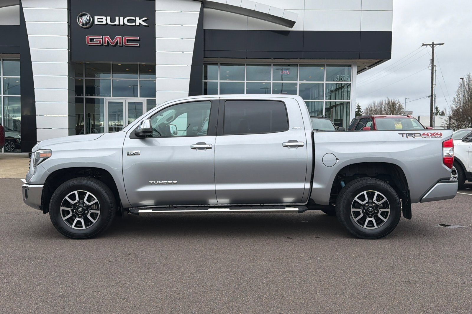 Used 2021 Toyota Tundra Limited w/ Limited Premium Package image 7