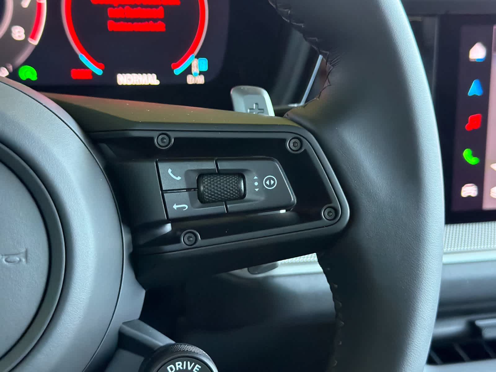 New 2026 Porsche Cayenne AWD/4WD image 29