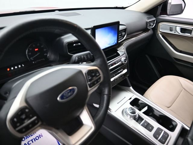 Certified 2024 Ford Explorer Limited image 27