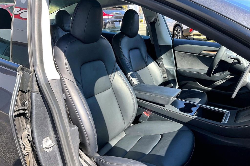 Used 2021 Tesla Model 3 Performance AWD/4WD image 26