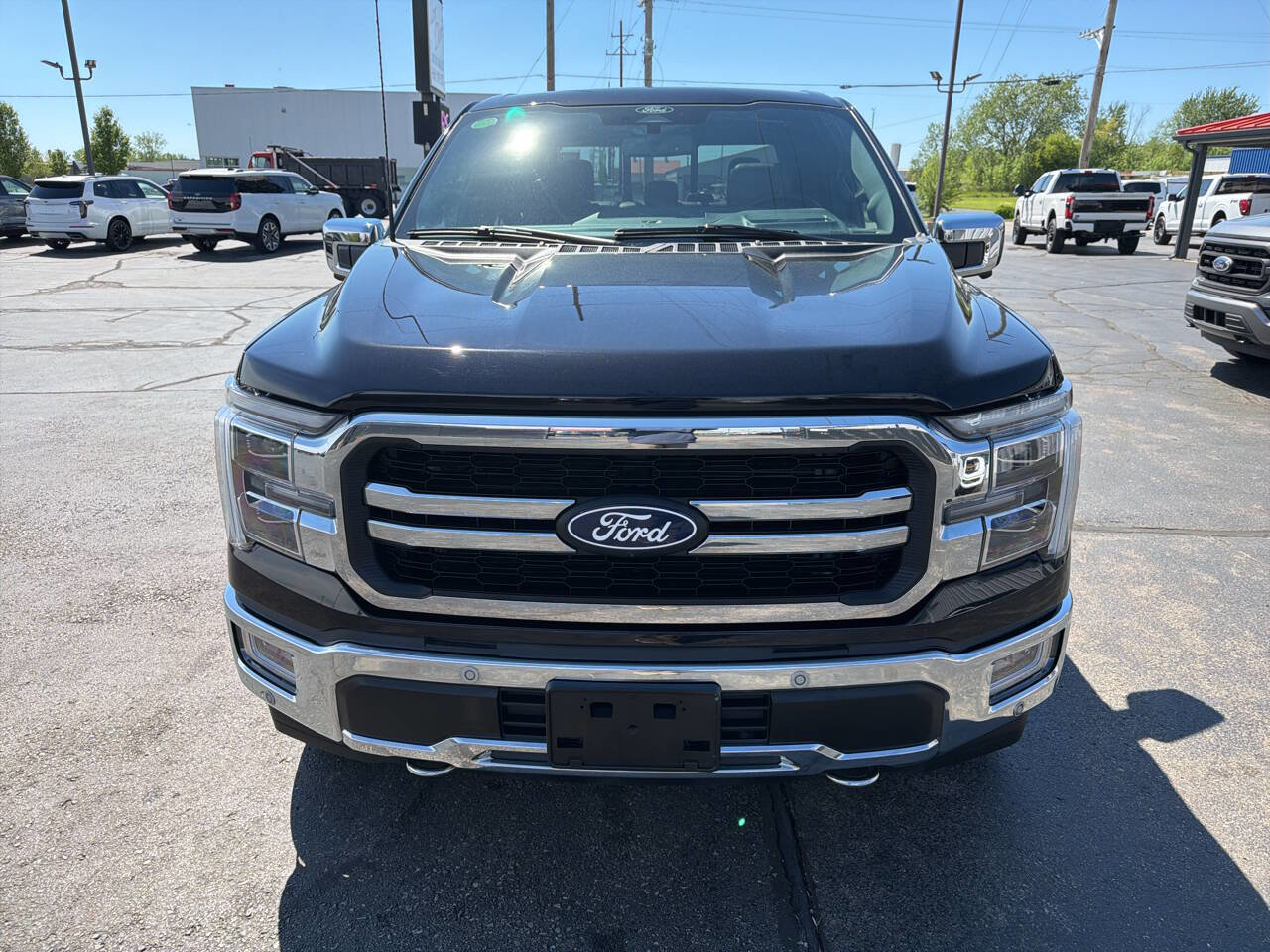 Used 2024 Ford F150 Lariat w/ Equipment Group 502A High AWD/4WD image 4