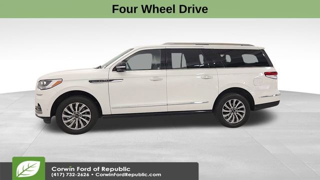 Used 2024 Lincoln Navigator L Premiere image 4
