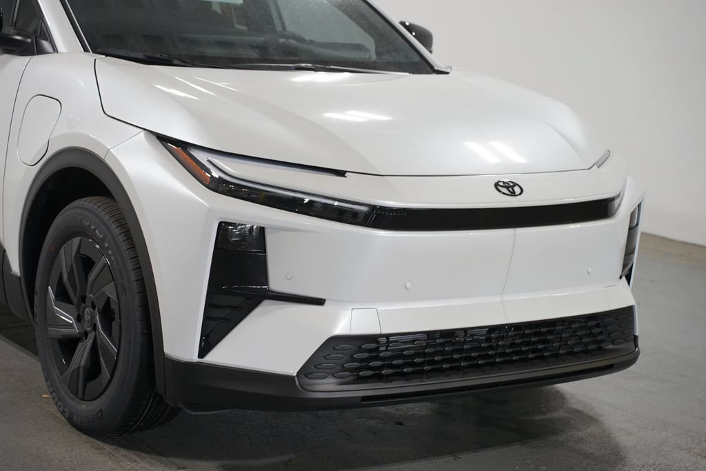 New 2026 Toyota C-HR AWD/4WD image 4
