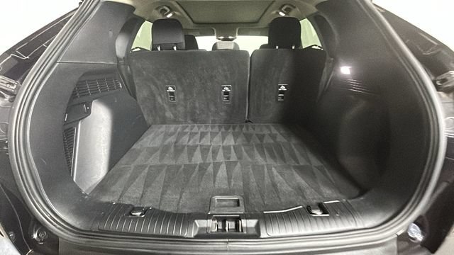 Used 2020 Ford Escape SE FWD image 25