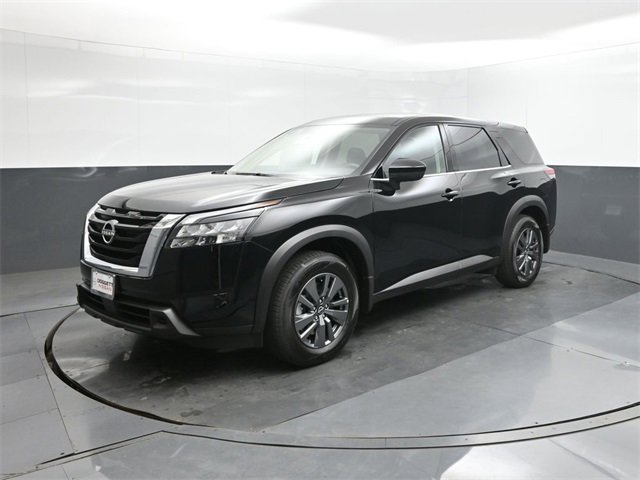 New 2025 Nissan Pathfinder S