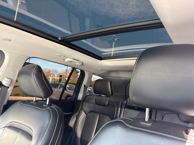 Used 2024 Jeep Grand Cherokee Limited 4xe AWD/4WD image 9