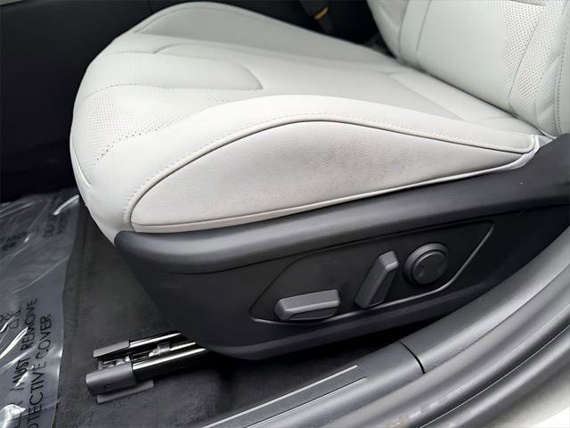 New 2026 Hyundai Elantra Limited image 14