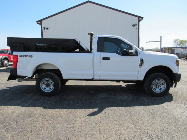 Used 2018 Ford F350 XL AWD/4WD image 2