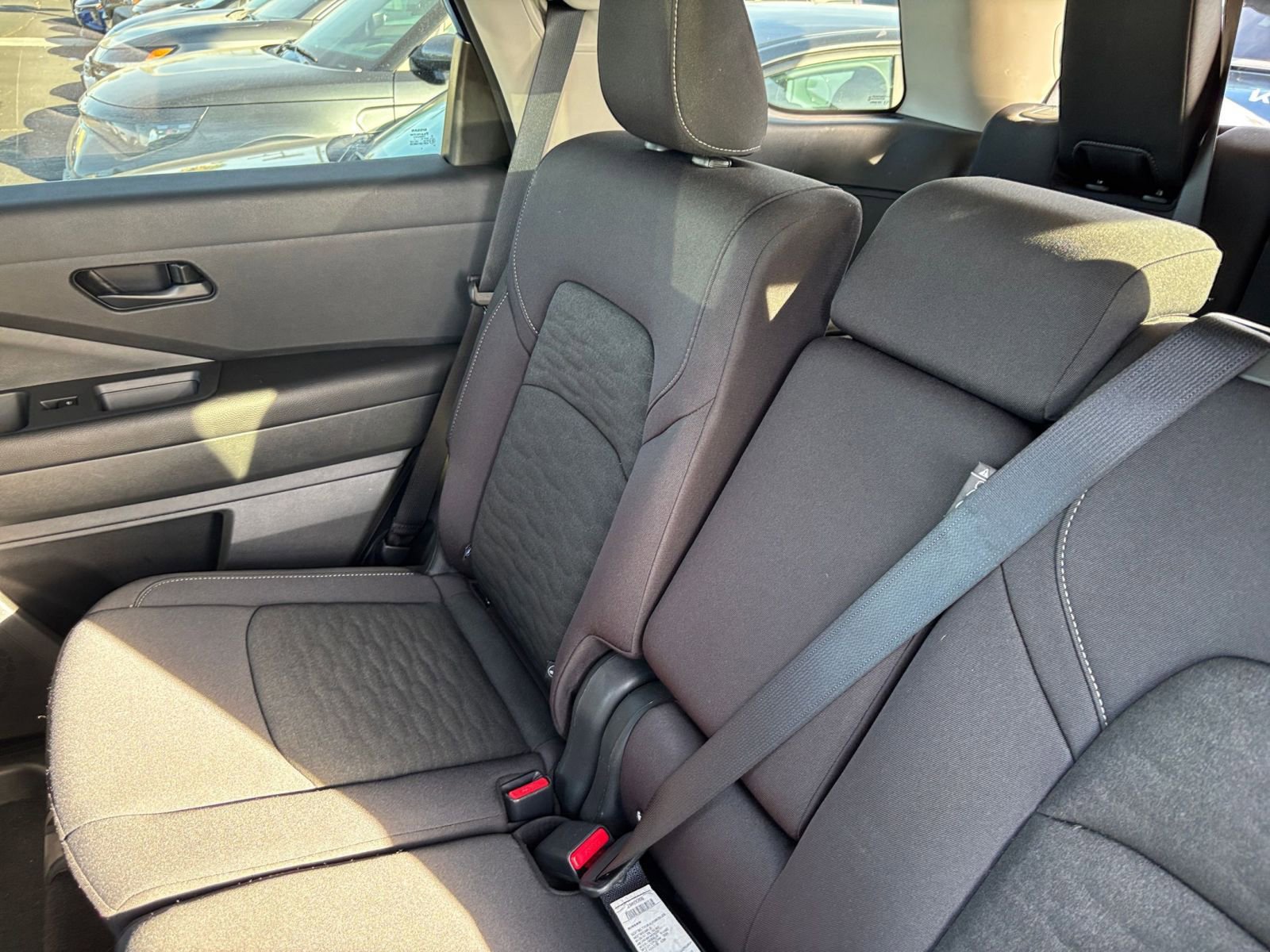 Used 2025 Nissan Pathfinder SV FWD image 42
