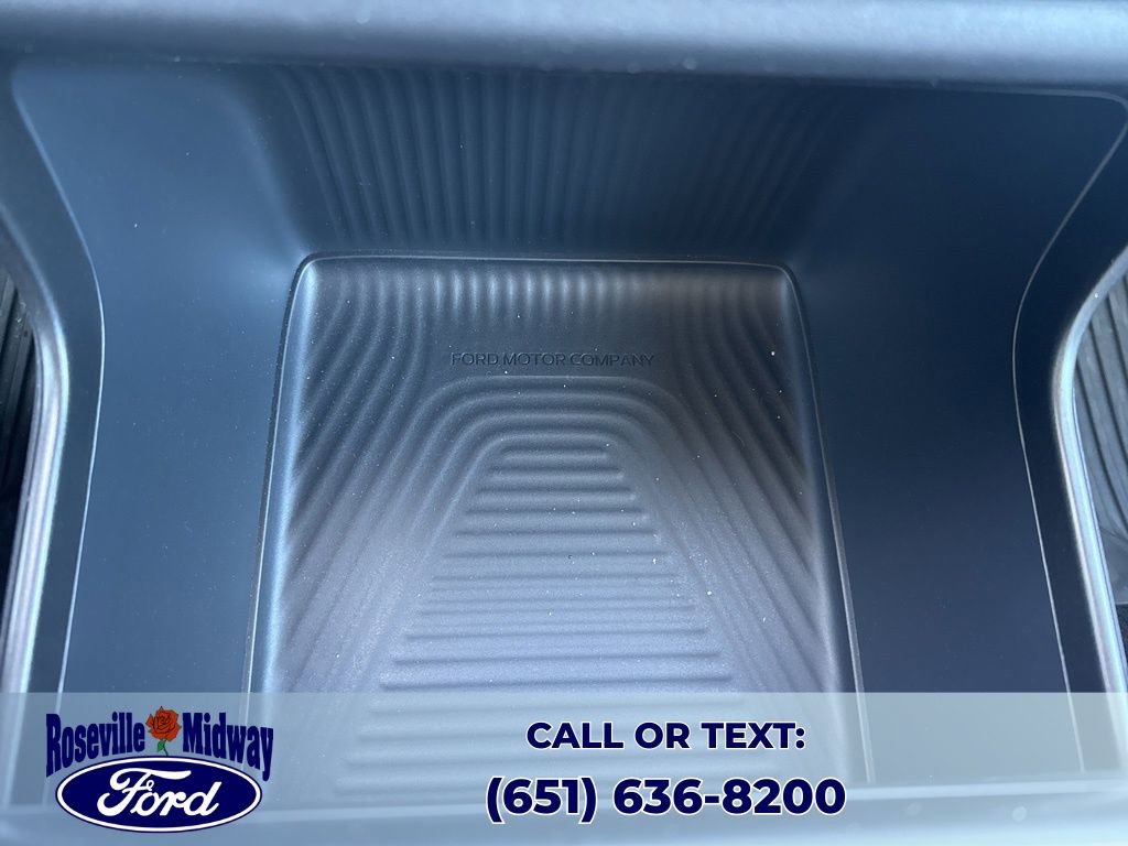 Used 2025 Ford Expedition Platinum image 18