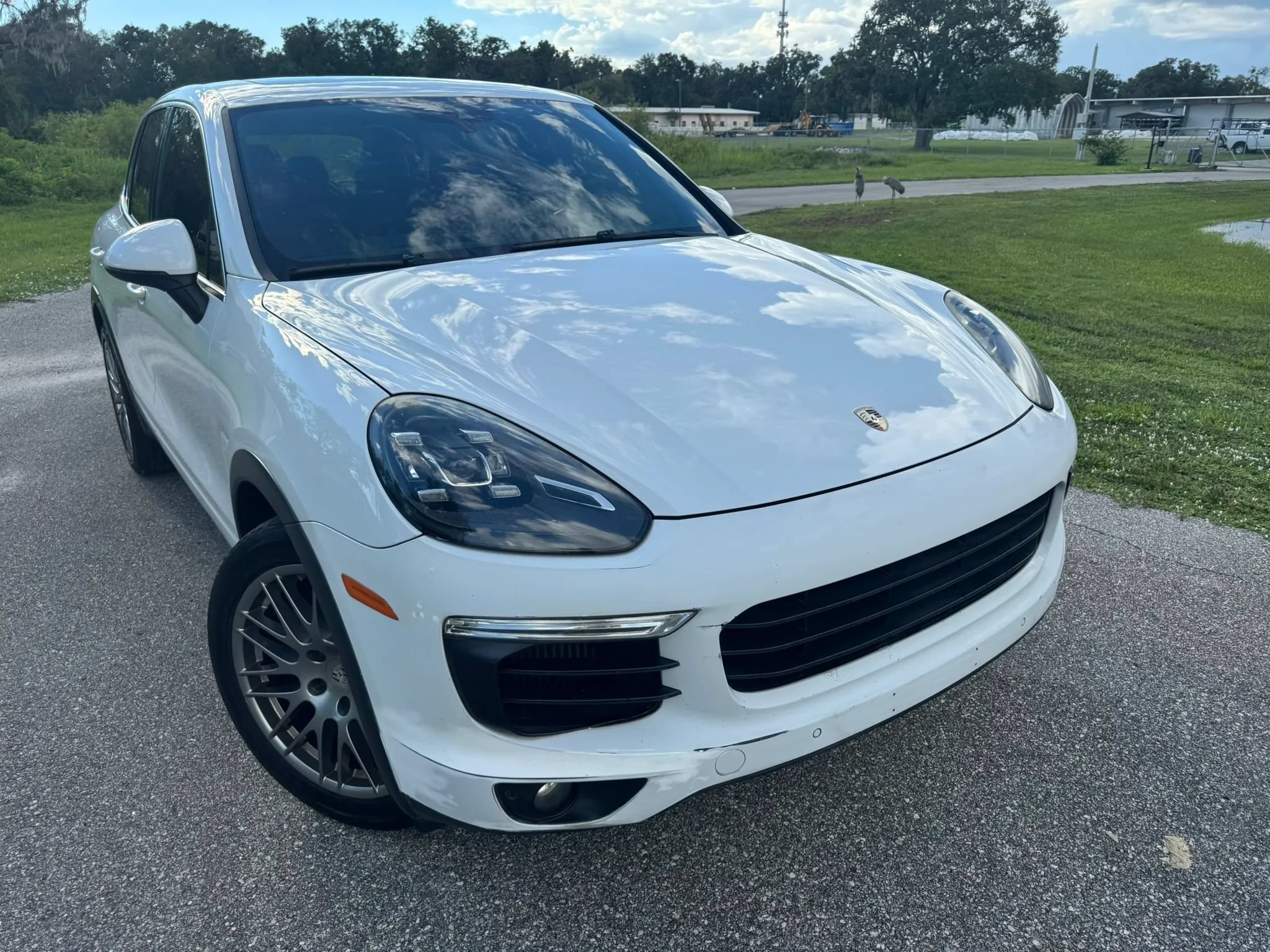 Used 2015 Porsche Cayenne S AWD/4WD image 1