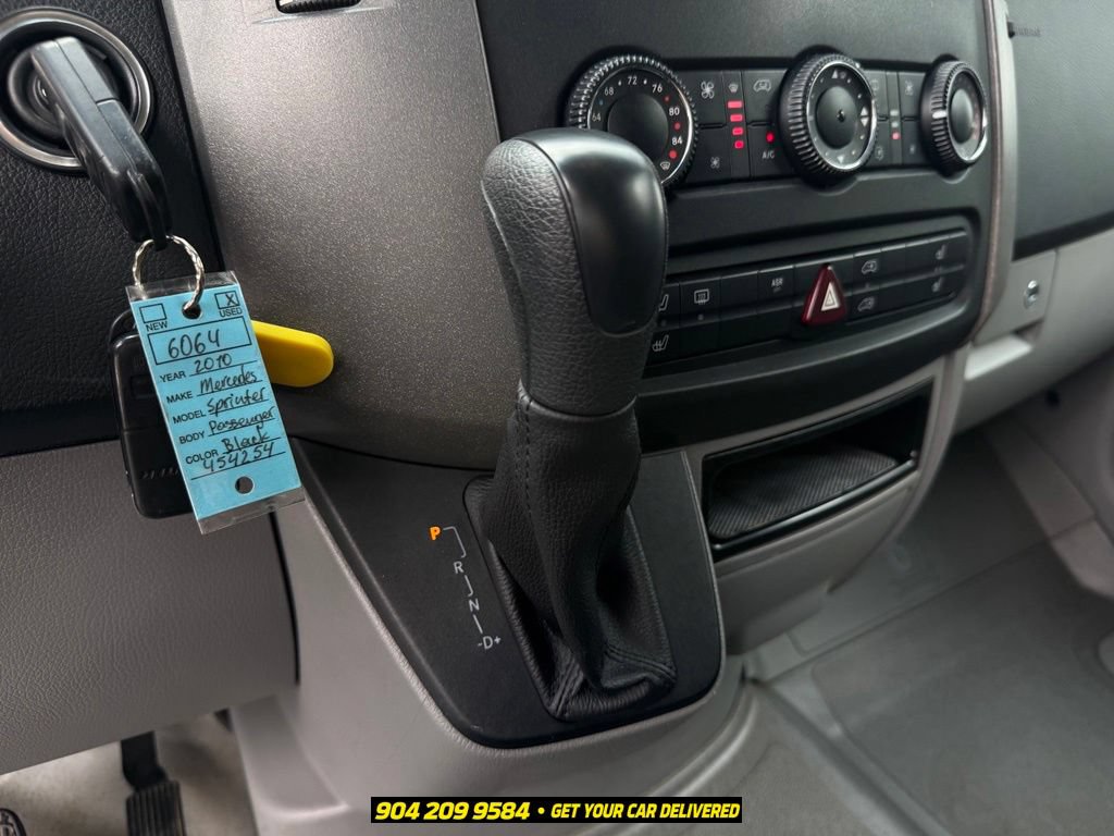 Used 2010 Mercedes-Benz Sprinter 2500 image 15