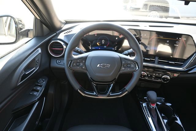 New 2026 Chevrolet Trax RS w/ Sunroof Package image 13