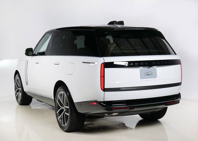 New 2026 Land Rover Range Rover SE image 33
