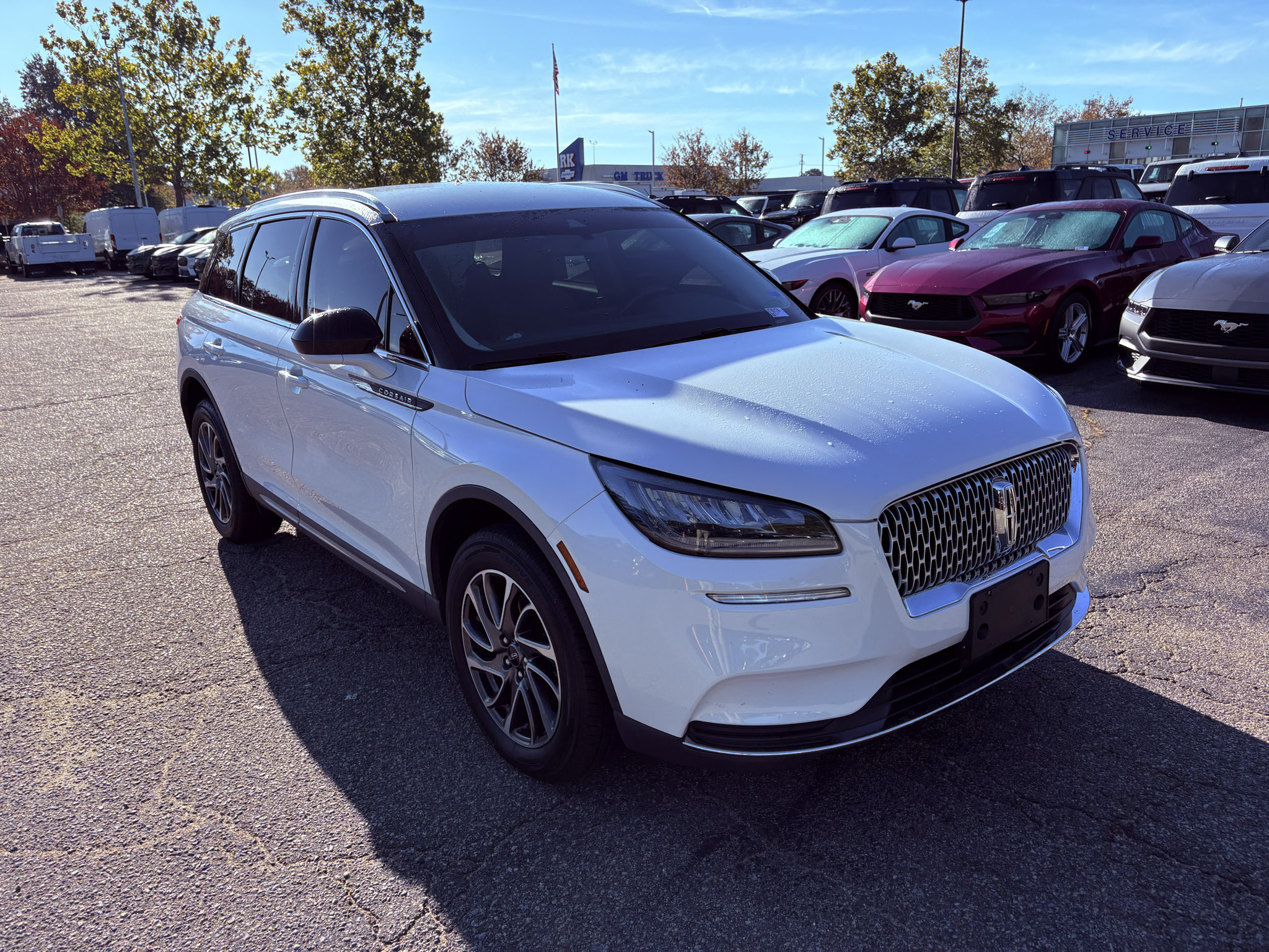 Used 2021 Lincoln Corsair AWD w/ Equipment Group 101A image 3