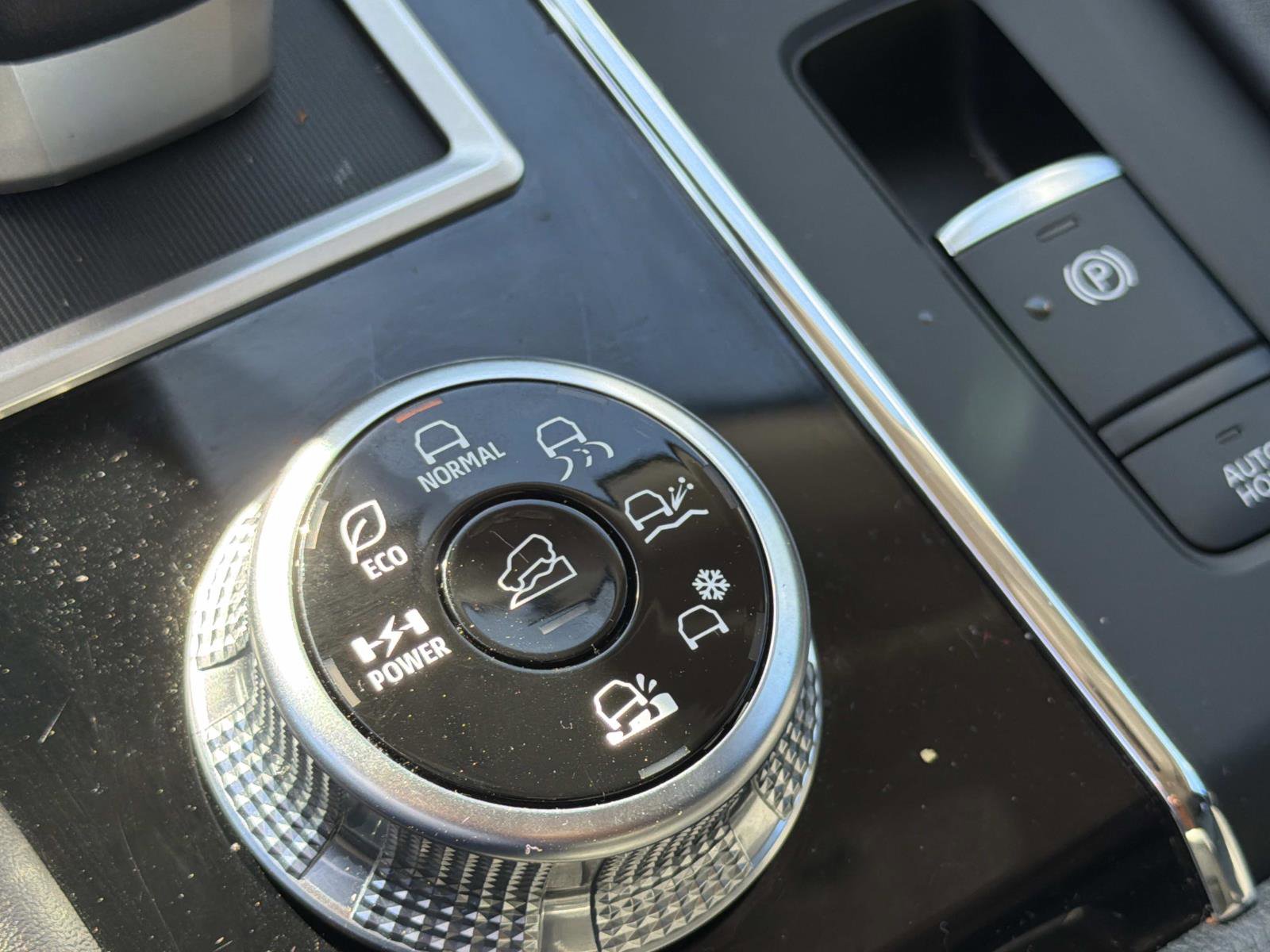 Used 2023 Mitsubishi Outlander ES image 28