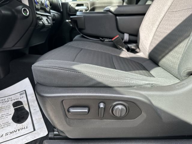 Used 2021 GMC Sierra 2500 SLE w/ SLE Value Package; AWD/4WD image 18