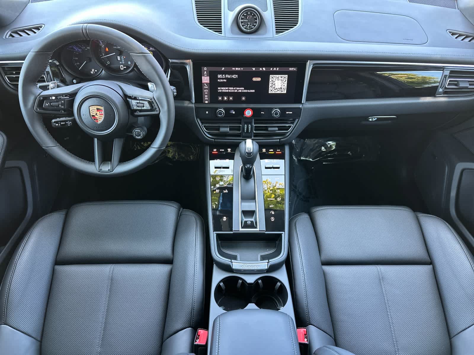 New 2026 Porsche Macan AWD/4WD image 6