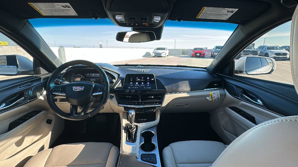 Used 2025 Cadillac CT4 Premium Luxury image 22