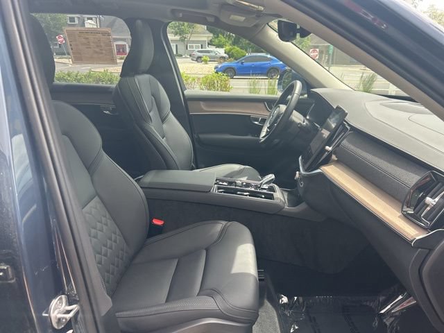 Certified 2025 Volvo XC90 B6 Plus AWD/4WD image 15