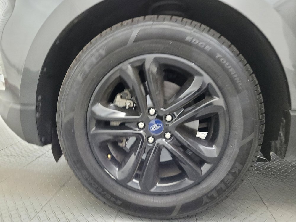 Used 2020 Ford Edge SEL w/ Convenience Package FWD image 31