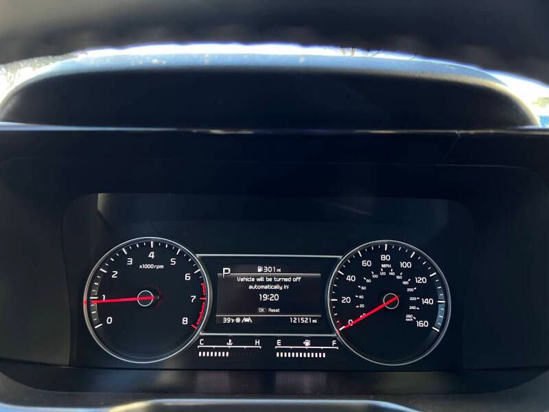 Used 2022 Kia Sorento SX FWD image 18