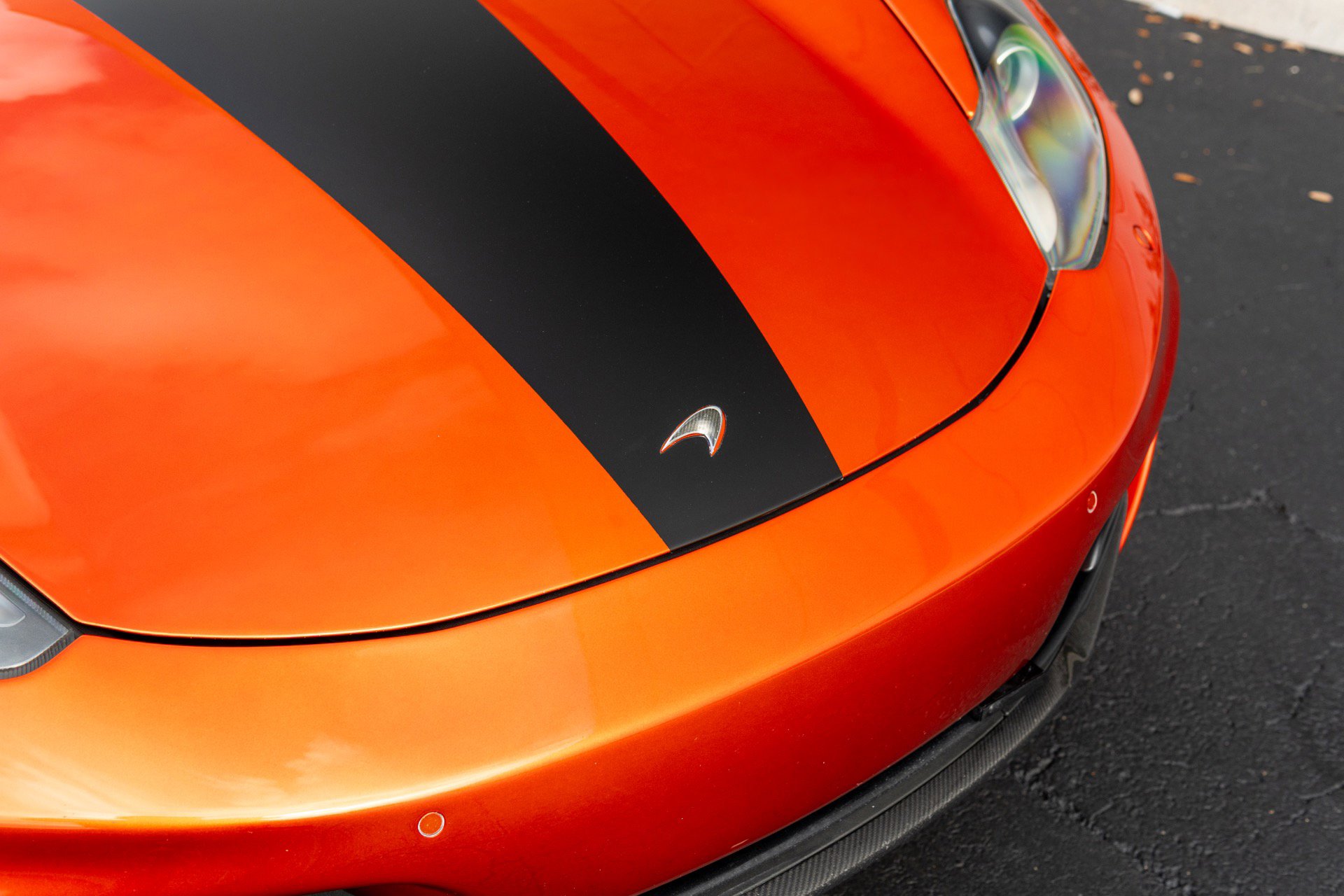 Used 2013 McLaren MP4-12C image 12