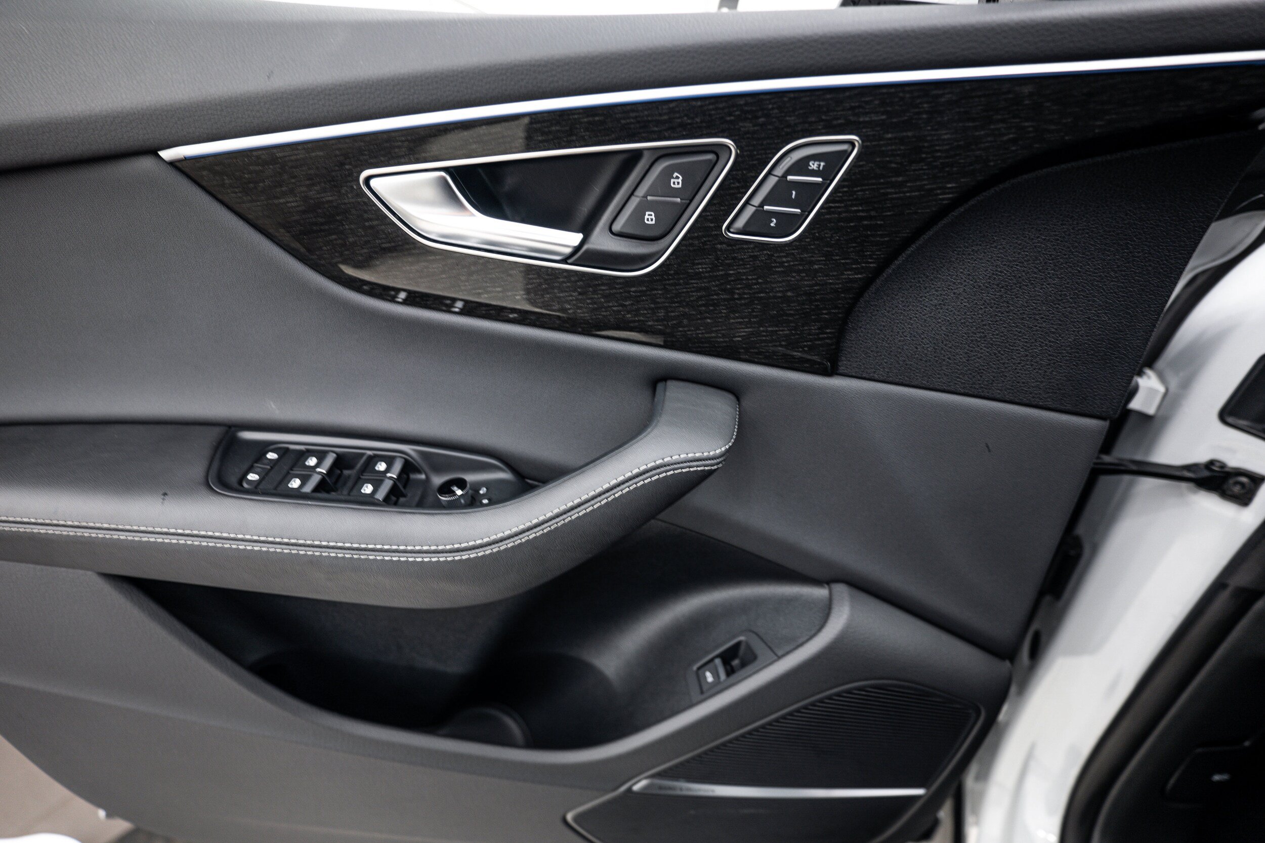 Certified 2023 Audi Q8 Prestige AWD/4WD image 14