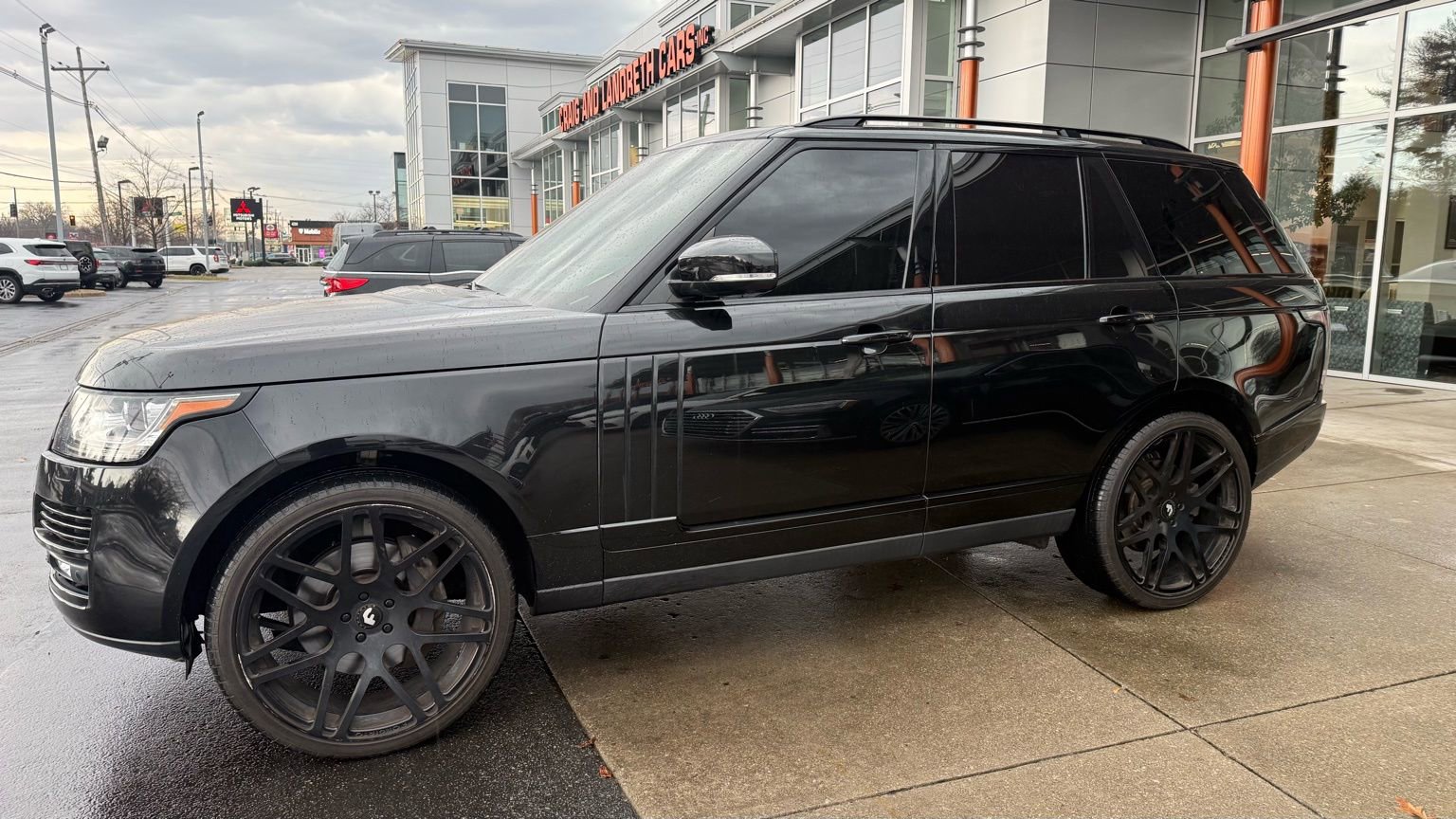 Used 2013 Land Rover Range Rover HSE image 8