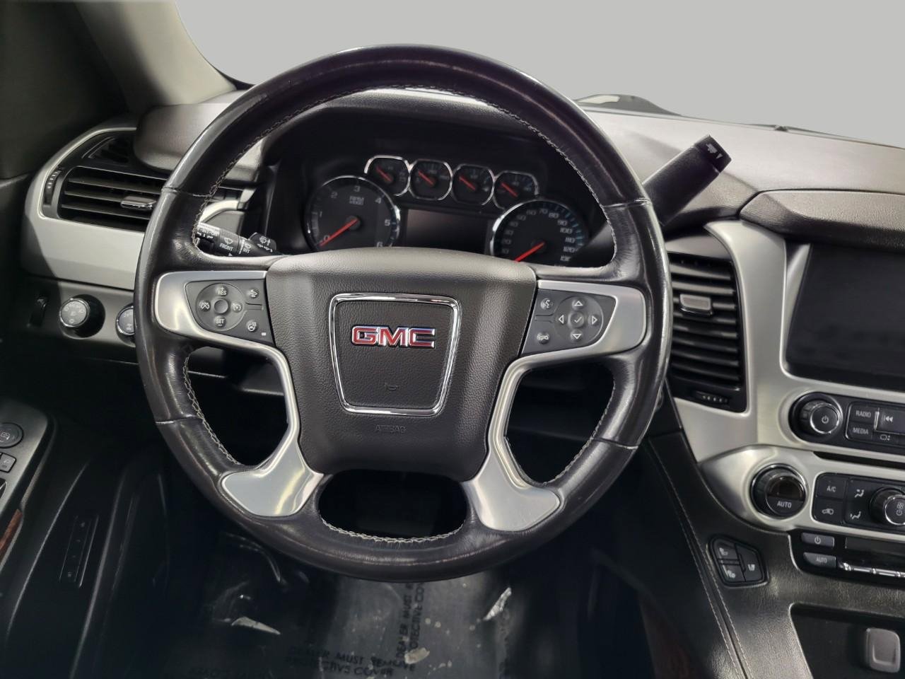 Used 2020 GMC Yukon XL SLT w/ Open Road Package image 6