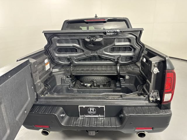 Used 2023 Honda Ridgeline Black Edition image 33