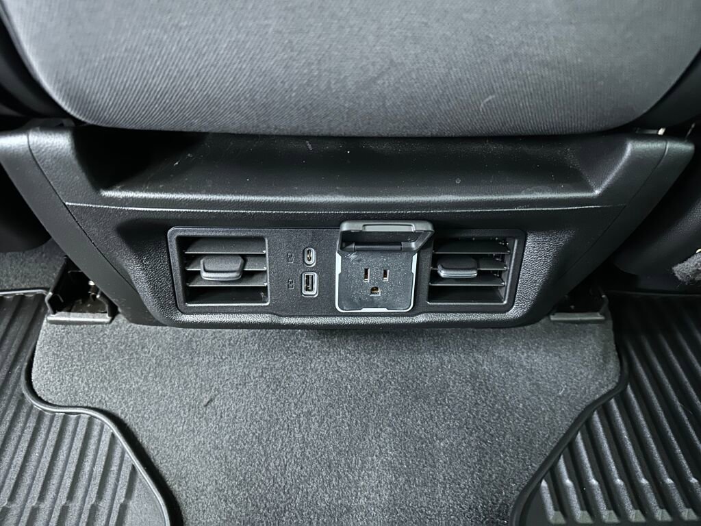 Used 2023 GMC Sierra 1500 Elevation image 21