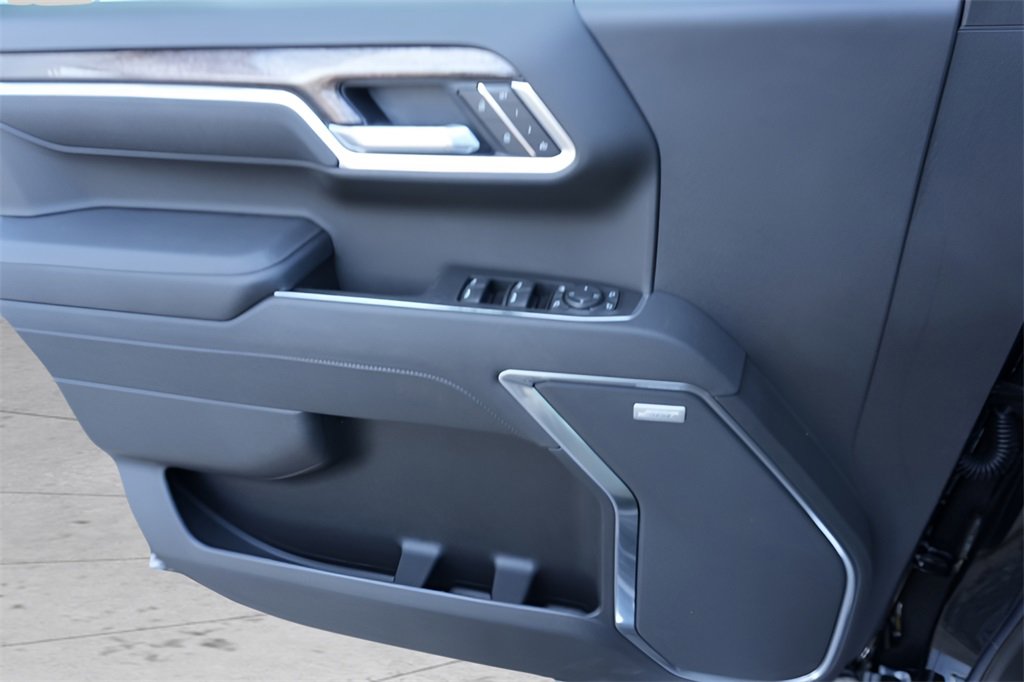 New 2026 Chevrolet Silverado 1500 LTZ w/ LTZ Convenience Package II image 23