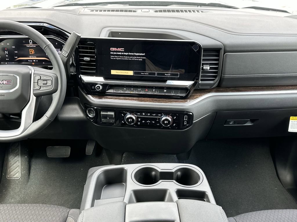 New 2026 GMC Sierra 1500 SLE w/ Preferred Package AWD/4WD image 13