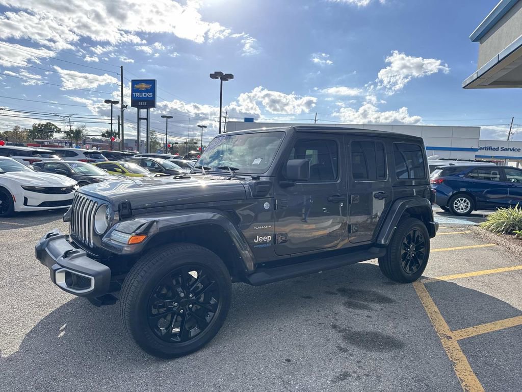 Used 2021 Jeep Wrangler Unlimited Sahara w/ Cold Weather Group image 4