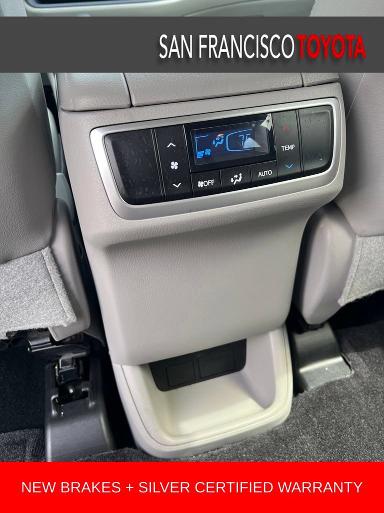 Certified 2016 Toyota Highlander Plus AWD/4WD image 18