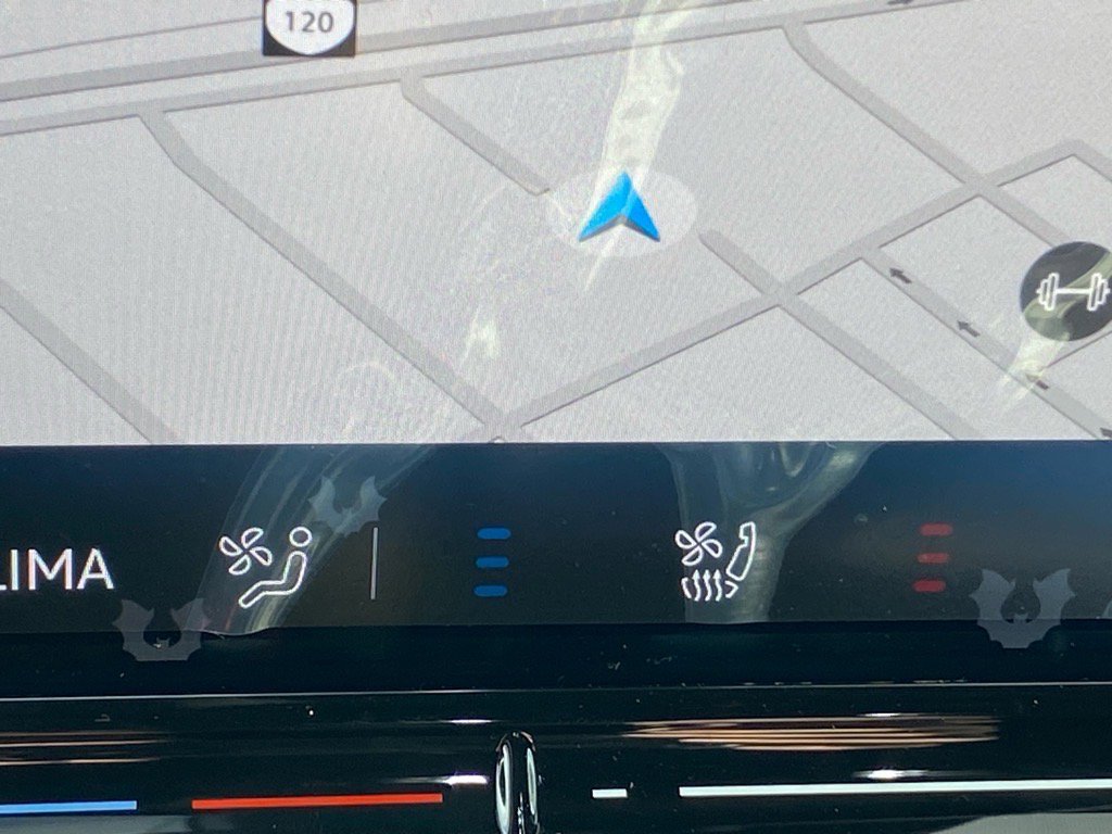 New 2025 Volkswagen ID.4 Pro image 8