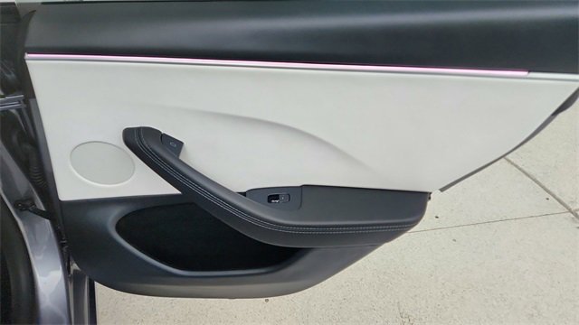 Used 2025 Tesla Model 3 Long Range image 27