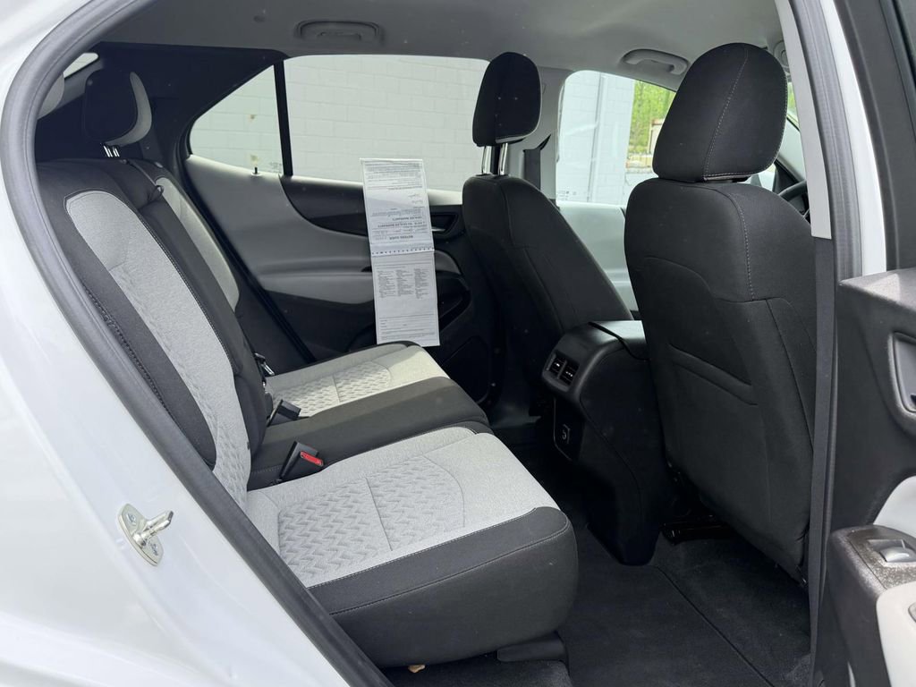 Used 2024 Chevrolet Equinox LT image 13