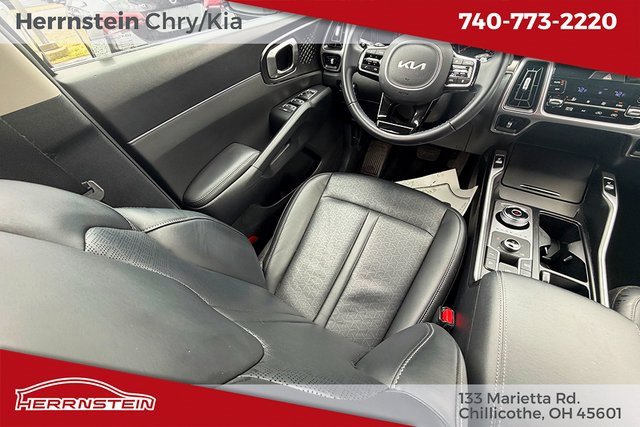 Used 2023 Kia Sorento EX image 10