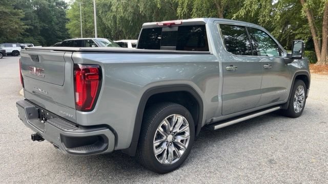 Used 2025 GMC Sierra 1500 Denali w/ Denali Reserve Package AWD/4WD image 9