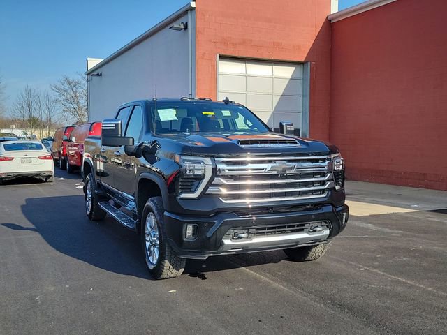 Used 2024 Chevrolet Silverado 2500 High Country w/ High Country Premium Package image 10