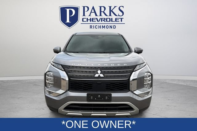Used 2023 Mitsubishi Outlander SE AWD/4WD image 2