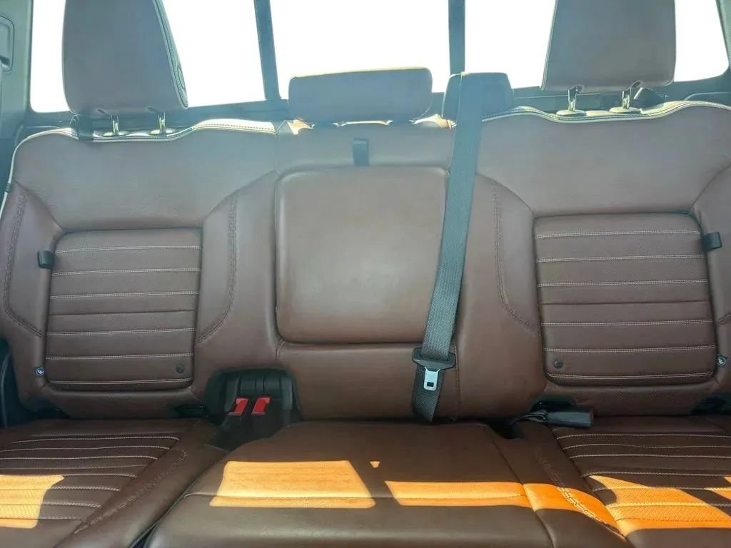 Used 2025 GMC Sierra 3500 Denali Ultimate AWD/4WD image 19